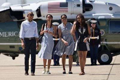 Michelle Obama says keeping daughters’ teenage smoking and drinking out of tabloids was a ‘nightmare’
