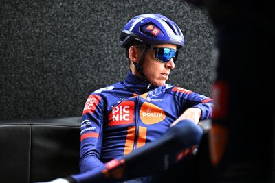 The master and mentor – Romain Bardet prepares for his Grand Tour farewell at the Giro d'Italia