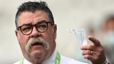 Much-loved 'Boonie' hailed by cricket after last Test