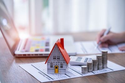 How Does the 10-Year Treasury Yield Affect Mortgage Rates?