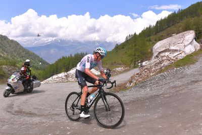 Final mountain stage of Giro d'Italia reportedly at risk because of heavy snowfalls in Alps