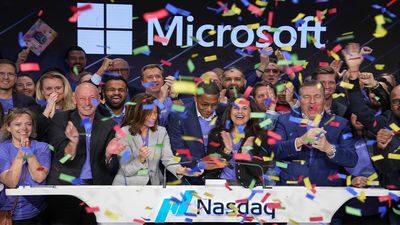 Microsoft Smashes March-Quarter Targets. Stock Surges.