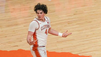 Clemson Basketball Star Returning to School to Play Tight End on Tigers Football Team