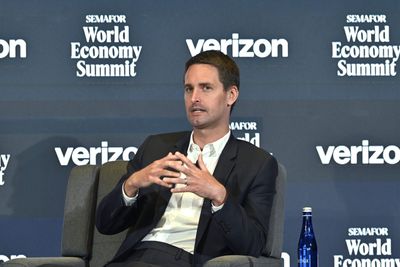 Snap stock craters after it reveals an $800 loophole could endanger its more than $1 billion in ad revenue
