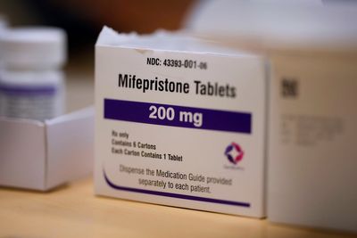 Questions swirl on if Texas bill to fine people who package the abortion pill $100k is actually legal