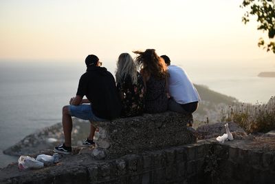 How to Plan a Perfect Weekend Getaway with Friends