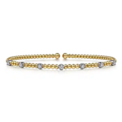 How to Style Bangle Bracelets for Every Season