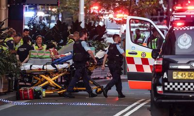 Video shows moment Bondi Junction stabber ran at police officer in Sydney shopping centre holding knife