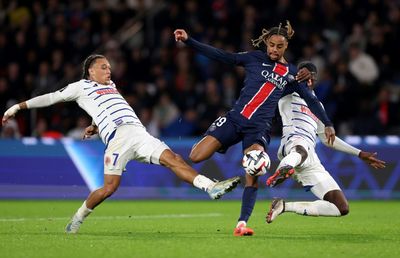 PSG Minds On Arsenal Return As French Clubs Scrap For Champions League Places