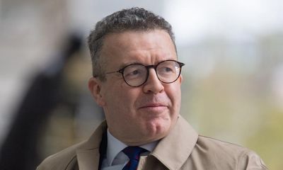 Rebekah Brooks ‘took concerning interest’ in Tom Watson, court documents claim