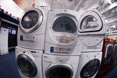 Washers and Dryers May Not Be Sexy, but They’re Helping This 1 Recession-Resistant Stock Survive in 2025