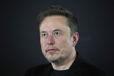 Tesla denies reports it contacted recruiters to help it replace Elon Musk
