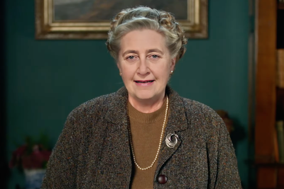 Agatha Christie to be resurrected by AI to teach writing course nearly 50 years after her death