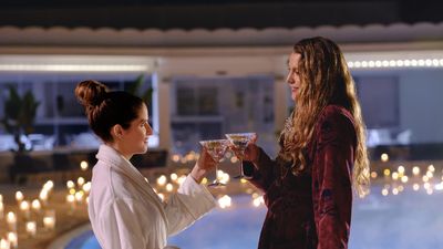 Another Simple Favor: how to watch, reviews, trailer, cast, plot and everything we know the Blake Lively movie