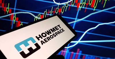 S&P 500 Aerospace Stock Flies Past Buy Point, Tariff Worries On Earnings, Margins