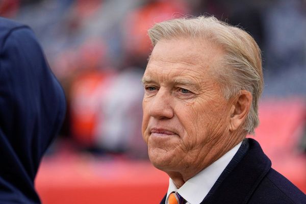 Jeff Sperbeck, former agent for John Elway, dies after injury at 62