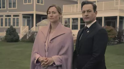 Why does Serena wear pink in The Handmaid's Tale season 6?