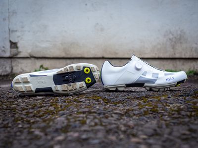 Fizik Vento Proxy gravel shoes review: Fantastic looking all-rounders, but foot retention could be improved