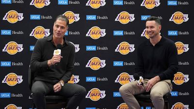 Lakers GM Gives Huge Vote of Confidence in JJ Redick After First-Round Playoff Exit