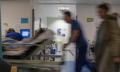 Stark social divides in infectious disease admission rates in England, study finds