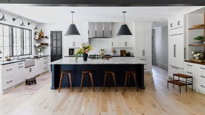 Should you choose quartz or granite kitchen countertops? Experts weigh in on the pros and cons of these two popular materials