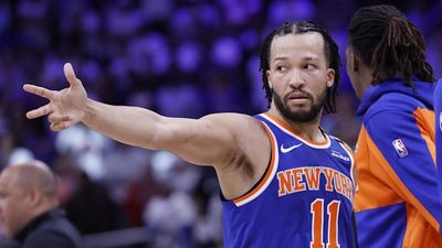 Jalen Brunson Hits Wild Three-Pointer to Advance Knicks Past Pistons