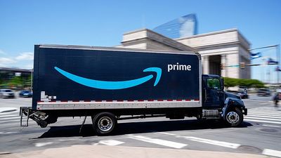Amazon posts robust sales and profit beat but outlook clouded