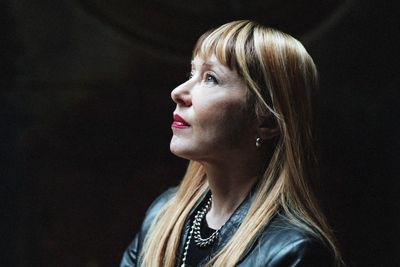 Flying with Angels reminds us that Suzanne Vega has always excelled at channelling life’s outsider observers