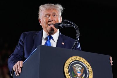 Trump does impersonation of transgender weightlifter at Alabama graduation speech