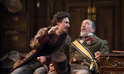 The Government Inspector review – Tom Rosenthal stirs up Gogol’s political satire