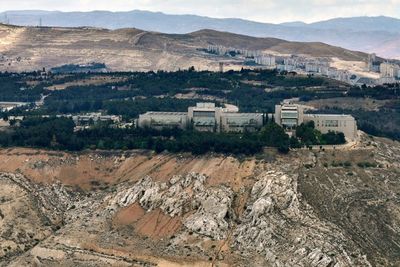 Israel Says Struck Near Syria Presidential Palace Amid Druze Clashes
