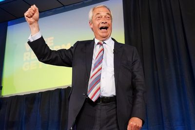 Farage warns council staff to look for other jobs after Reform takes control of Durham