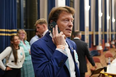 Reform UK’s Richard Tice defends Andrea Jenkyns comment that migrants ‘should be put in tents’