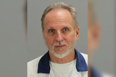 Jail locks down after convicted killer goes missing for 12 hours. Then cops realize they forgot him at the courthouse