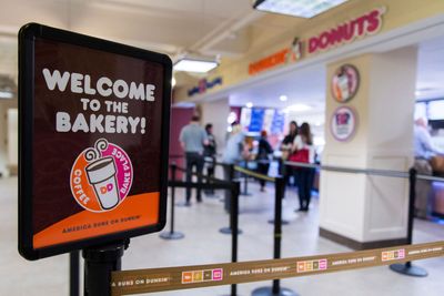Starbucks to replace Dunkin’ in House dining shake-up - Roll Call