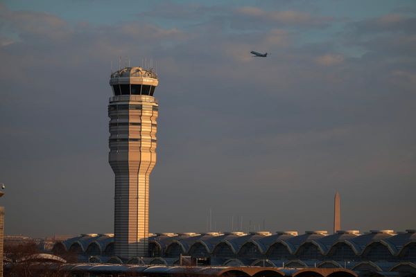 Close call at Reagan airport between planes and Black Hawk helicopter under investigation - months after deadly crash