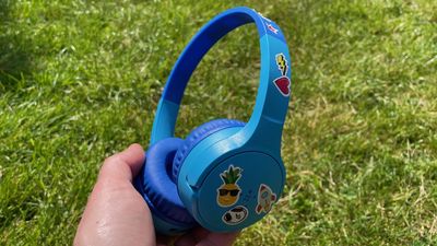 I bought my son some kid-friendly headphones – and one feature makes me jealous