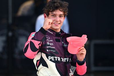 Kimi Antonelli takes shock maiden F1 pole for Miami GP sprint