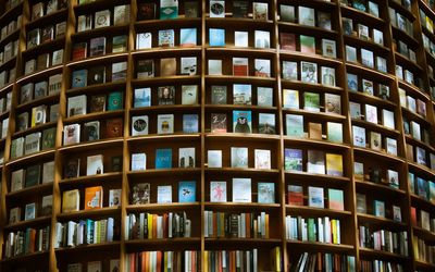 Best spinning bookshelves: The twirling storage stars your home has been missing