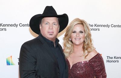 Trisha Yearwood signs to Virgin Music Group