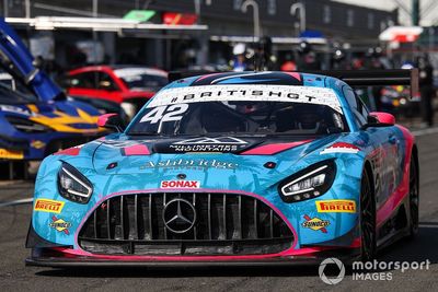 Dawson/Jewiss clear favourites for British GT title - but rivals still have a chance