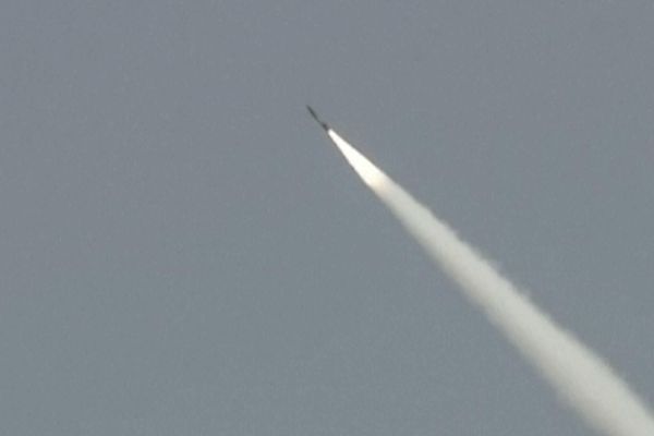 Pakistan test-fires ballistic missile as tensions with India rise