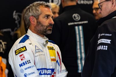 Glock upset by "kamikaze driving" in DTM