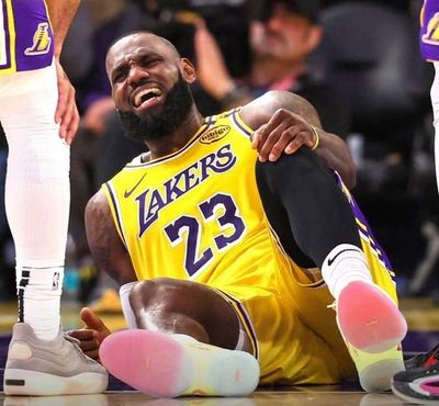 LeBron James Suffered Grade 2 MCL Sprain in Game 5 Loss