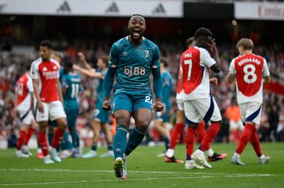 Arsenal 1-2 Bournemouth: Cherries come from behind to down uninspiring Gunners