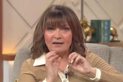 Lorraine Kelly opens up about health battle in hospital bed video