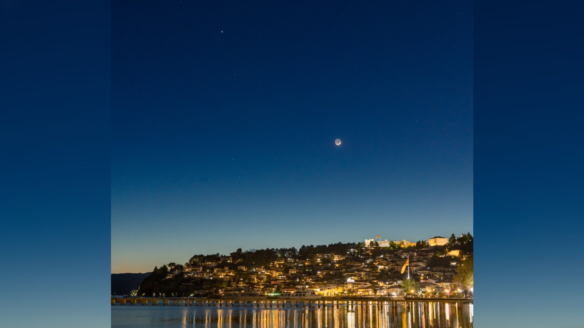 Astrophotographer captures the moon and Jupiter…