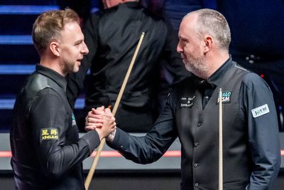 ‘Half-blind’ Mark Williams makes World Snooker Championship history to set up intriguing final