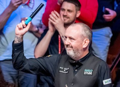 World Snooker Championship: Williams shocked to become oldest player to reach world championship final
