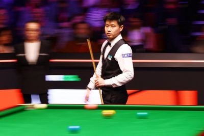 Mark Williams v Zhao Xintong LIVE: Zhao builds healthy overnight lead in World Snooker Championship final
